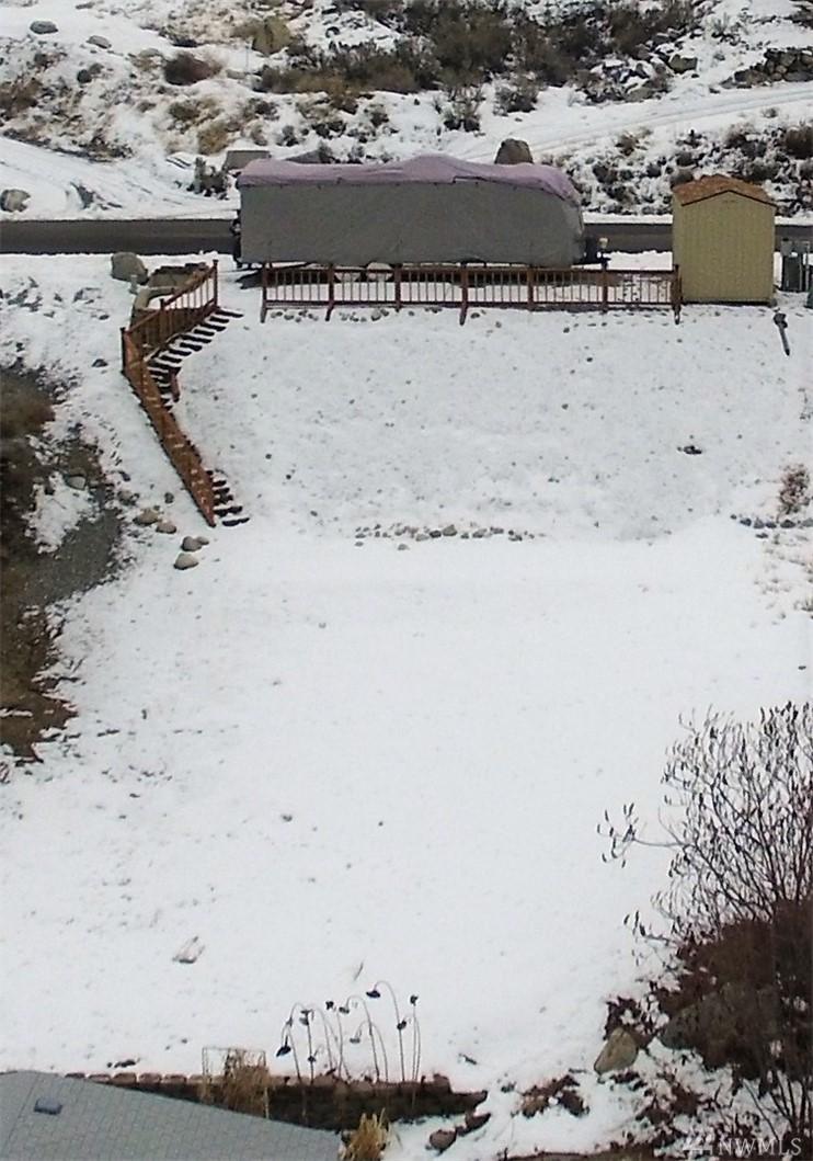 565 Entiat Place - Photo 1