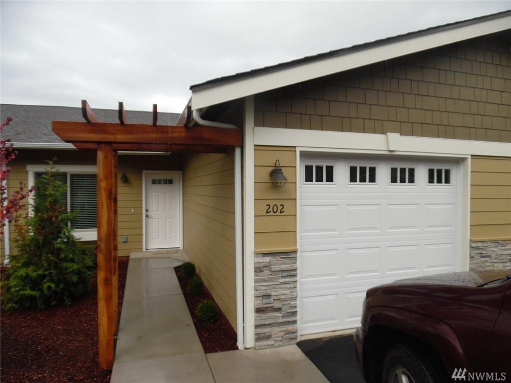 600 Highlands Pkwy - Photo 1