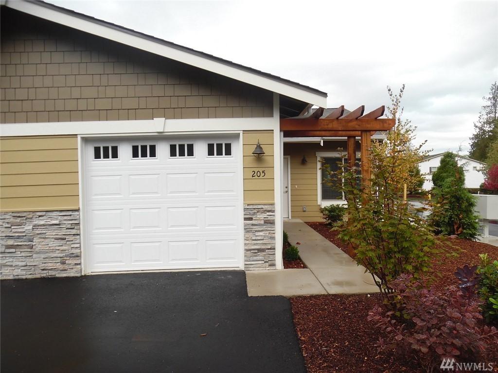 600 Highlands Pkwy - Photo 1
