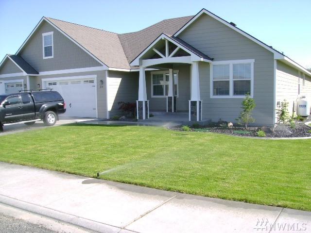 711 Lupine Dr - Photo 1