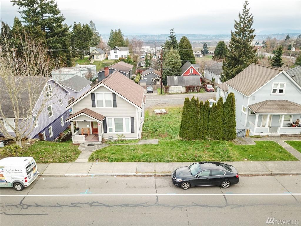 3819 Colby Ave - Photo 1