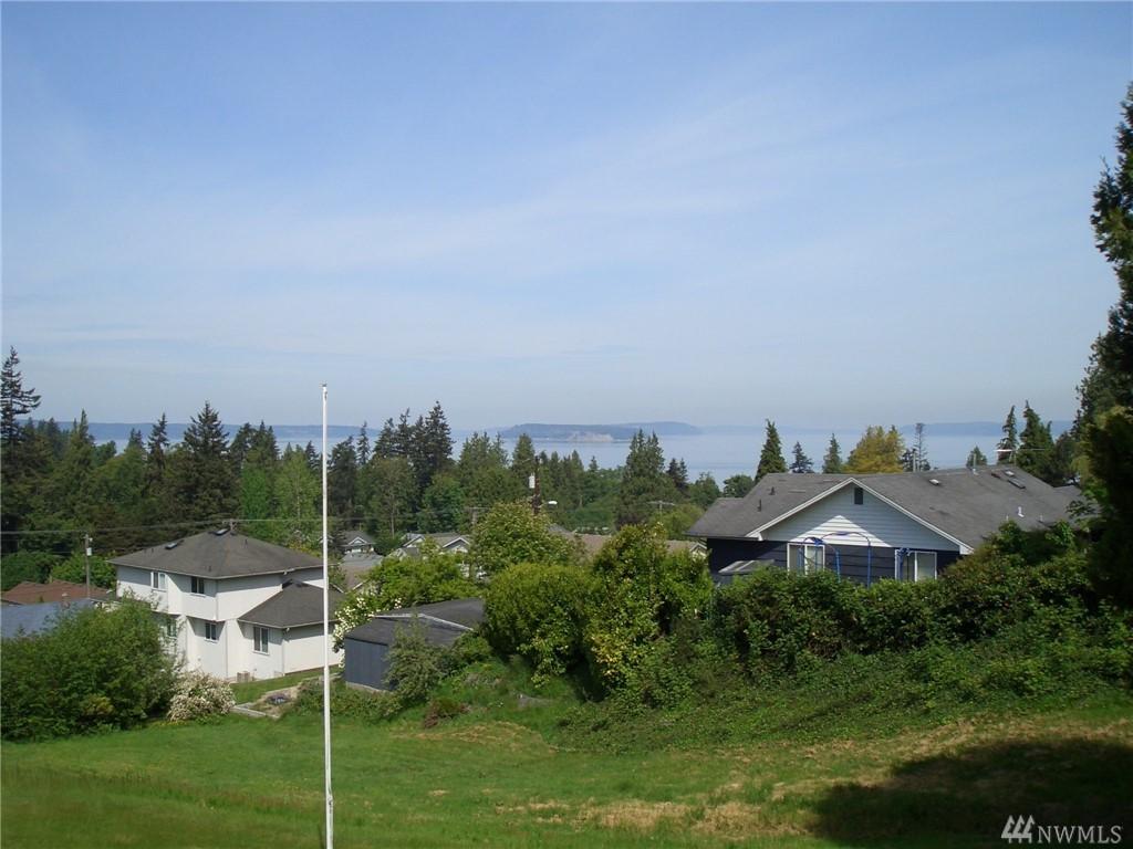 4800 Glenwood Ave - Photo 1