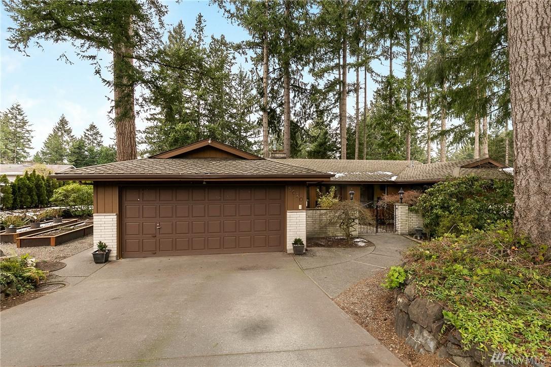 5020 88th Ave - Photo 1