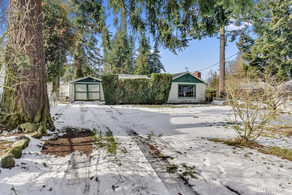 10233 2nd Ave - Photo 1