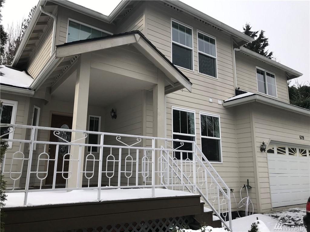 629 143rd St - Photo 1