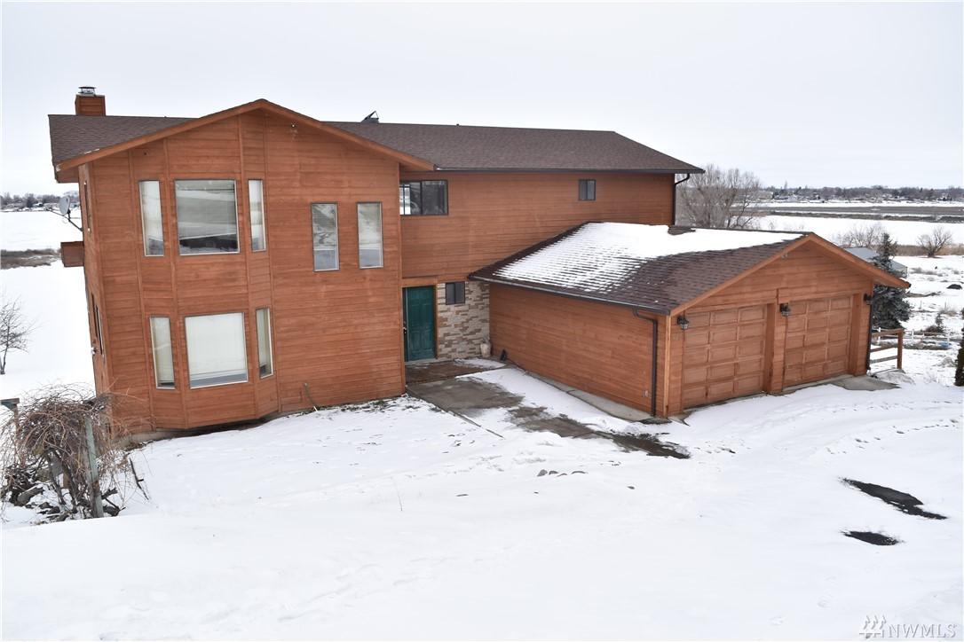 720 Easy St - Photo 1