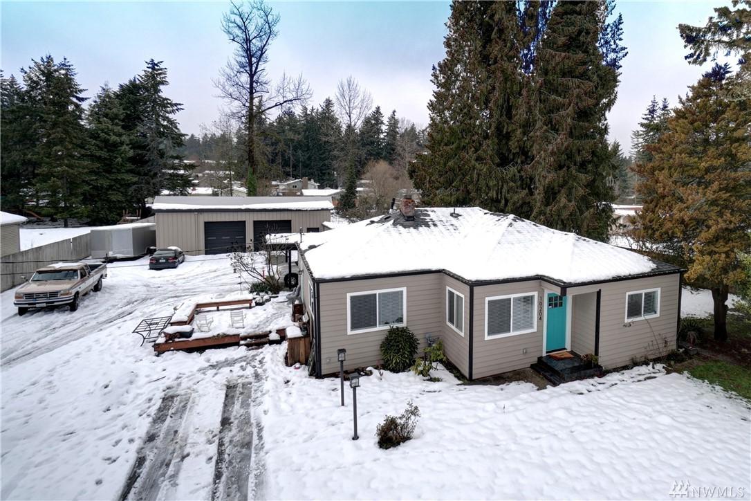 10204 67th Ave - Photo 1