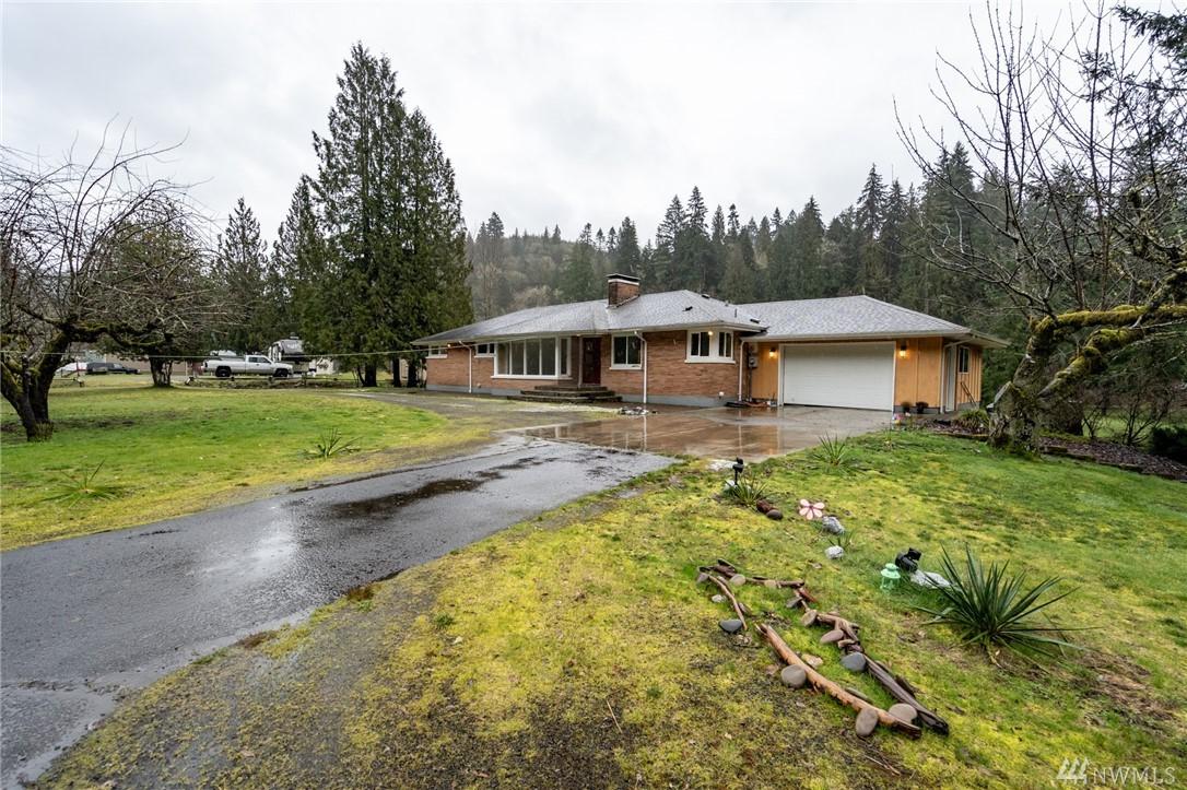 1111 Kalama River Rd - Photo 1