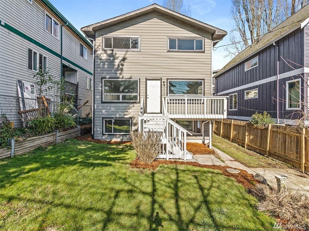 2852 Genesee St - Photo 1