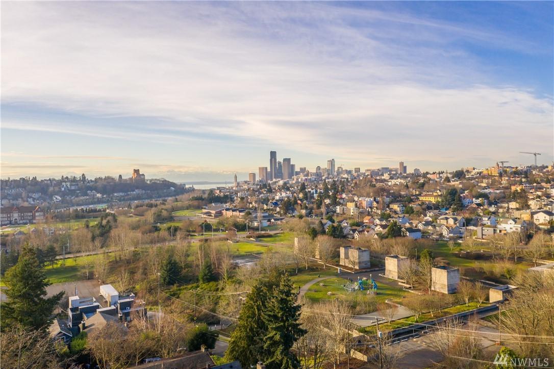 1513 30th Ave - Photo 1