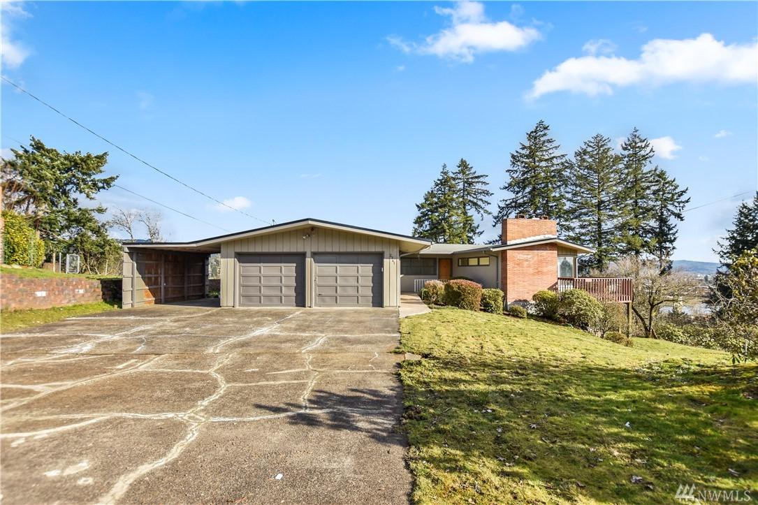 2361 Lynnwood Dr - Photo 1
