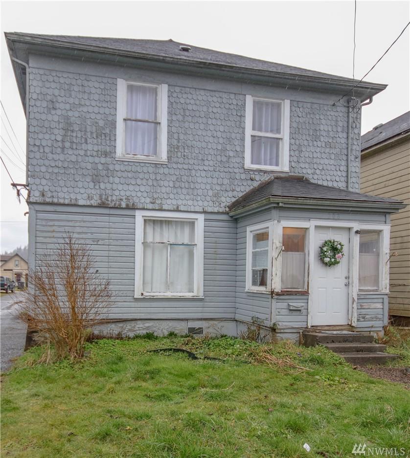 208 D St - Photo 1
