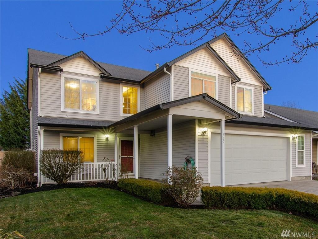 807 11th Ave - Photo 1