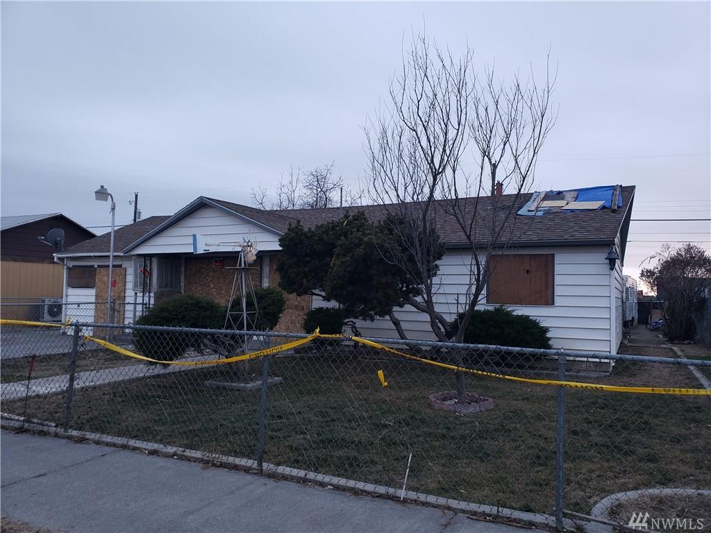 1126 Alderwood Dr - Photo 1