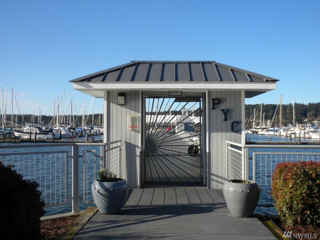 18129 Fjord Dr - Photo 1