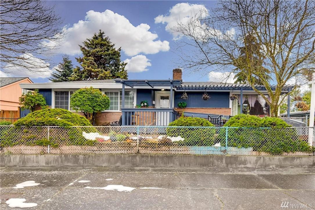 6003 Hazel St - Photo 1