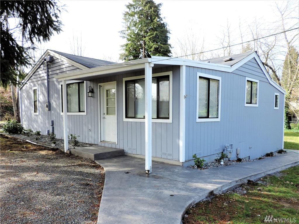 2504 59th Ave - Photo 1