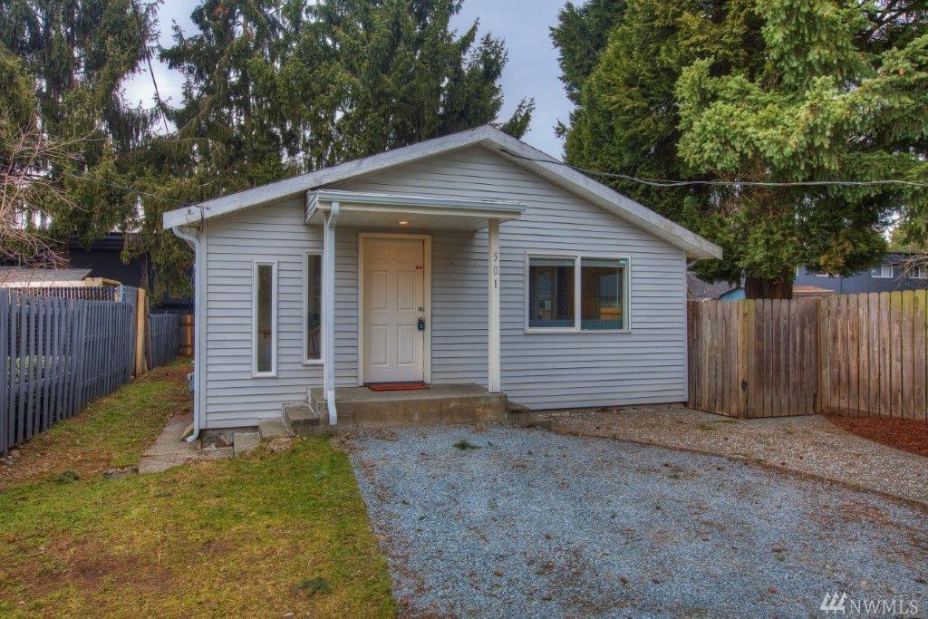 501 26th St - Photo 1
