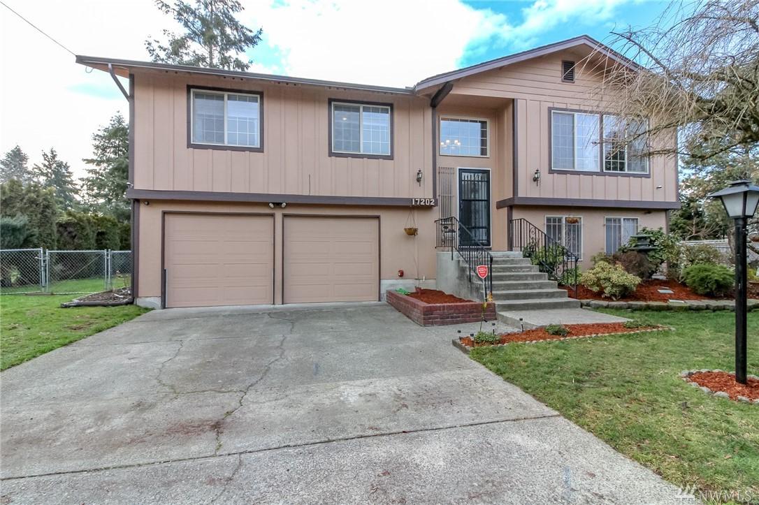 17202 Spanaway Lane - Photo 1