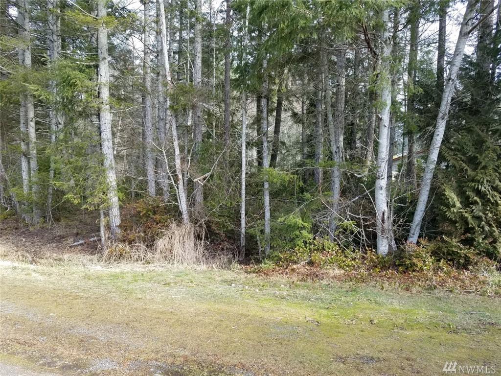 661 Lakeshore Dr - Photo 1