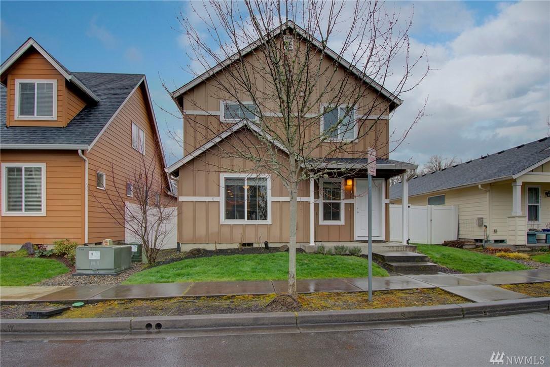 1208 6th St - Photo 1