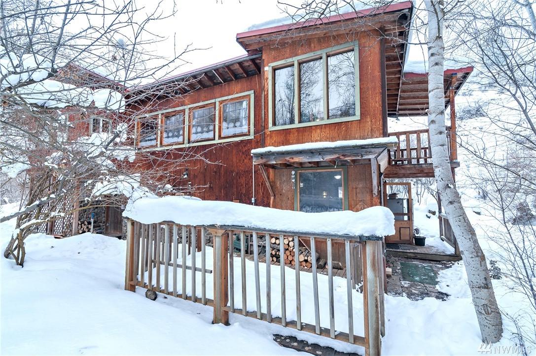9241 Manastash Rd - Photo 1