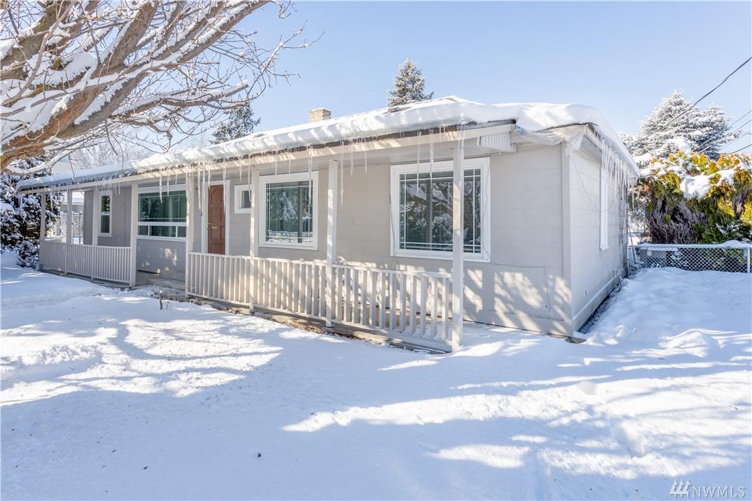 420 Miller St - Photo 1
