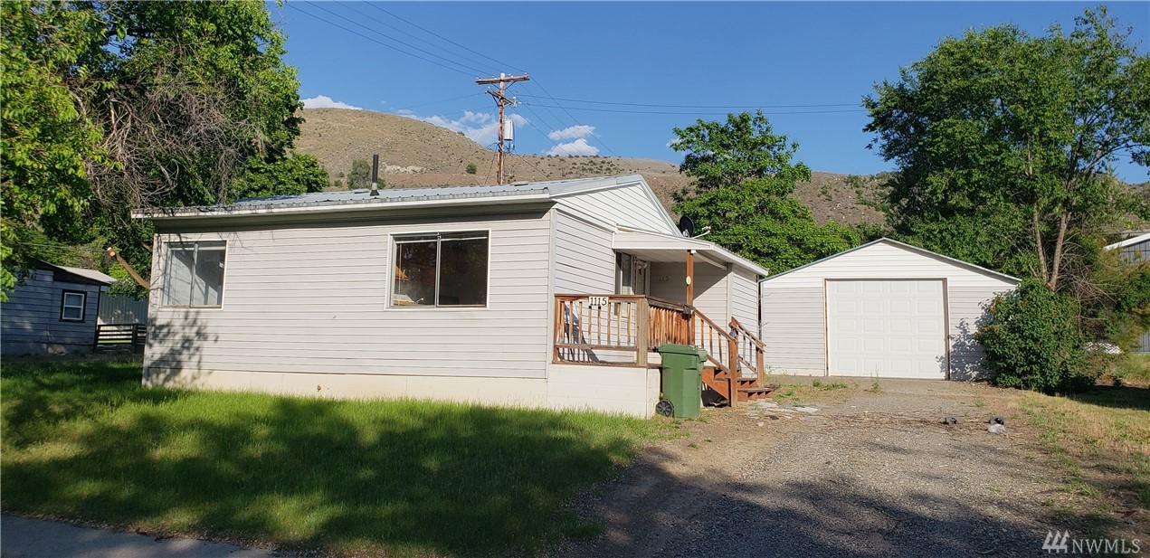 1115 Camas St - Photo 1