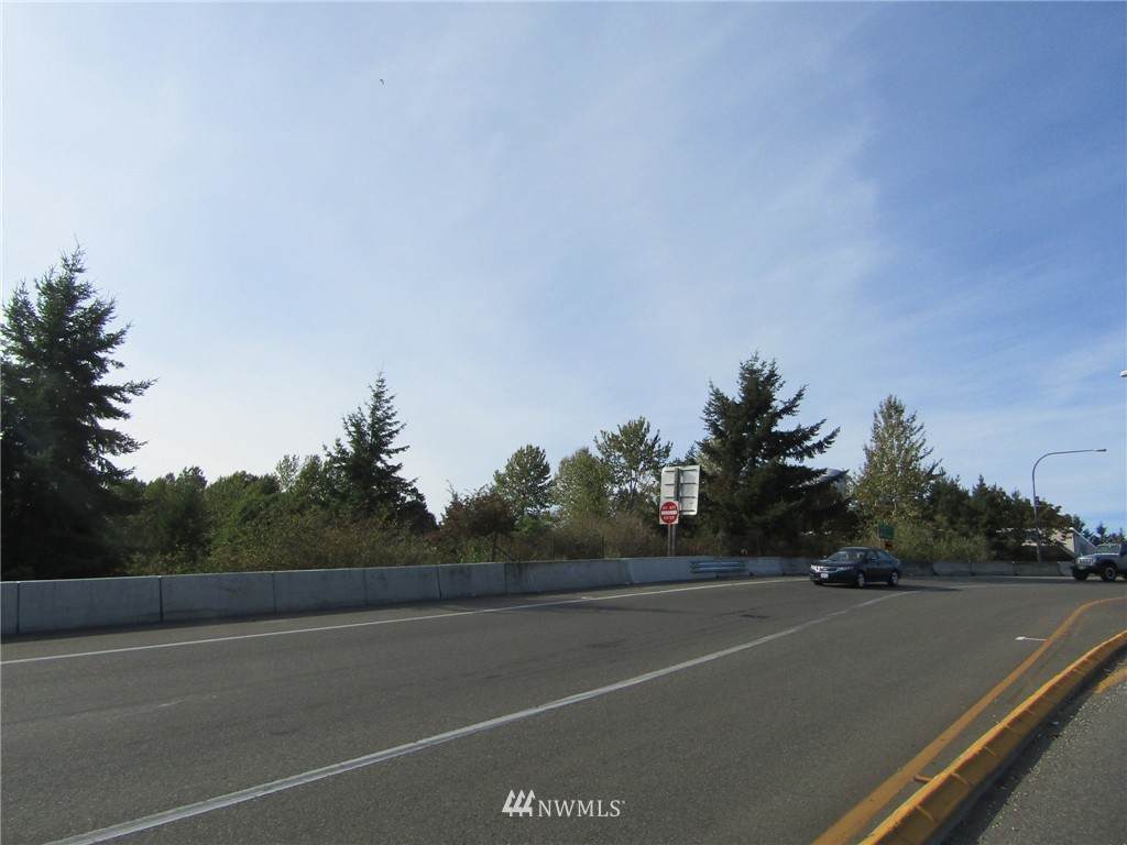 4815 Center Street - Photo 1