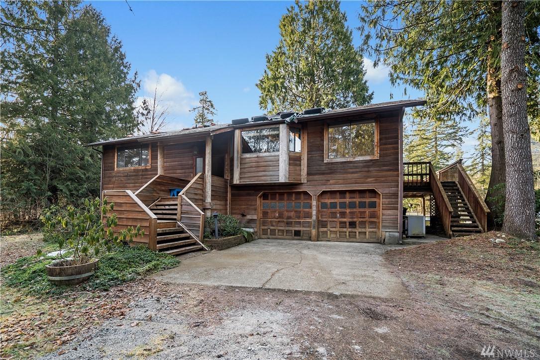 3927 104th Ave - Photo 1