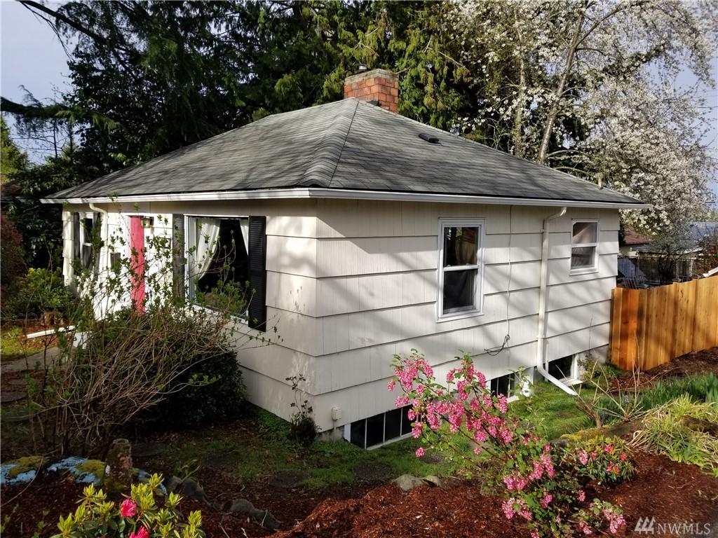 9814 35th Ave - Photo 1