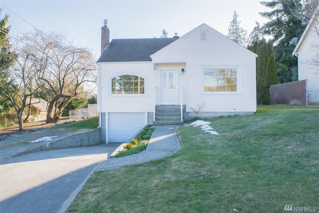 914 Pecks Dr - Photo 1