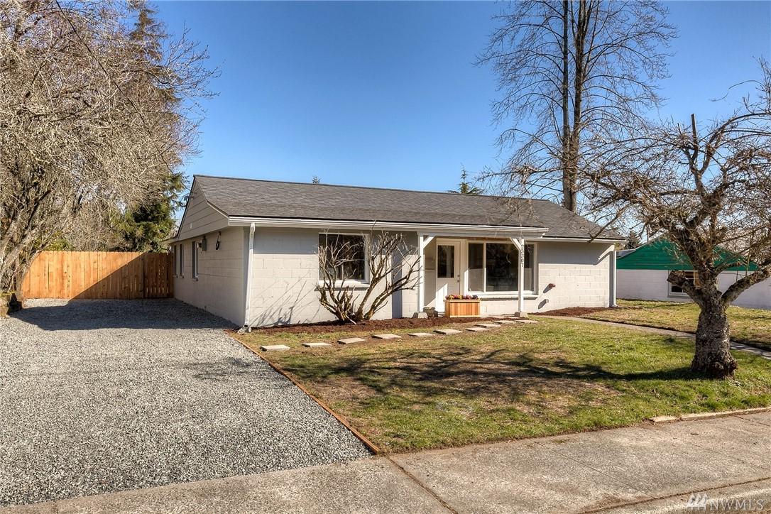23307 50th Ave - Photo 1