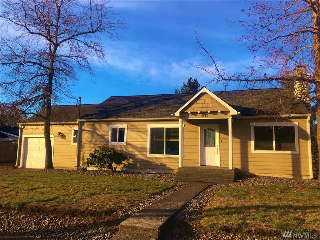 1217 Alexander St - Photo 1
