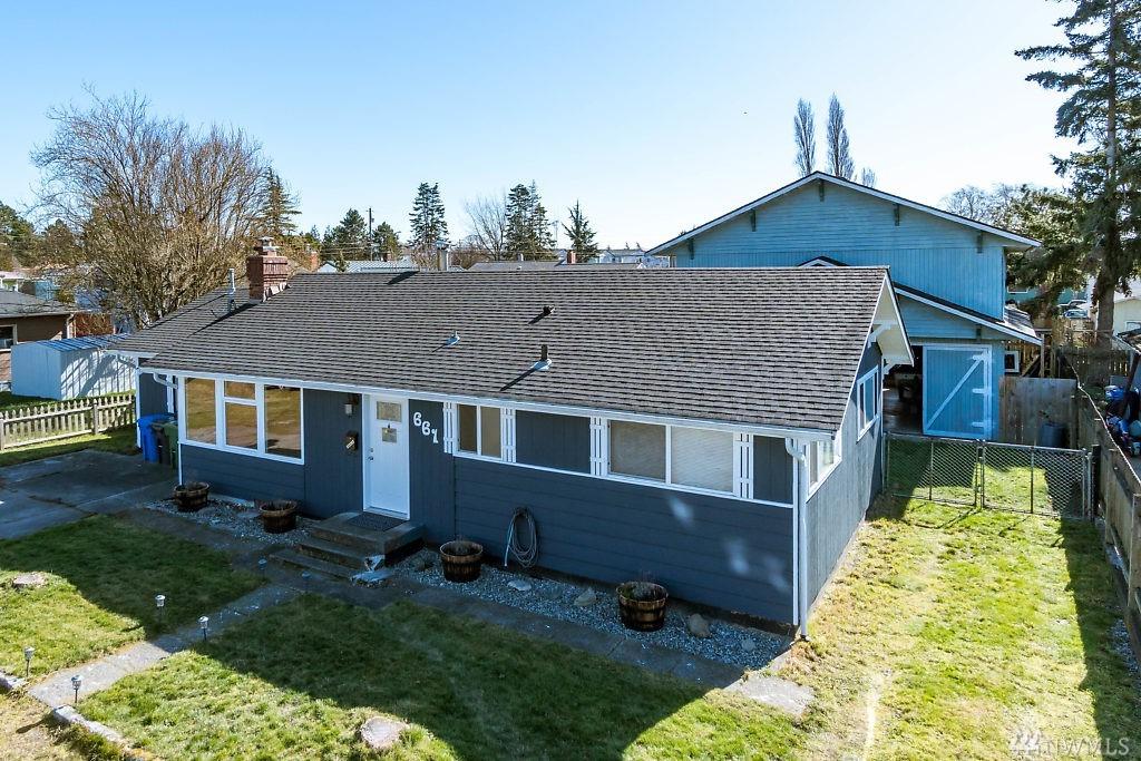 661 5th Ave - Photo 1