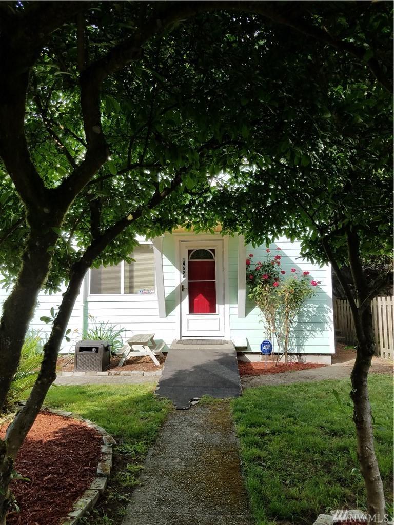 19526 23rd Ave - Photo 1