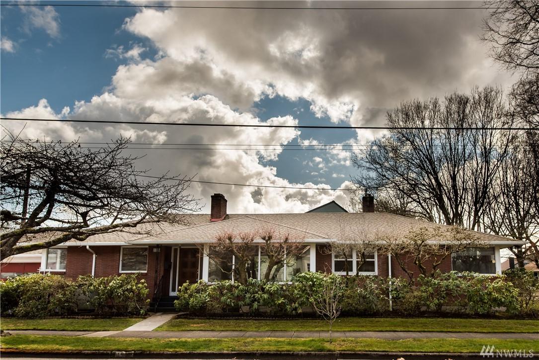 2131 Hudson St - Photo 1