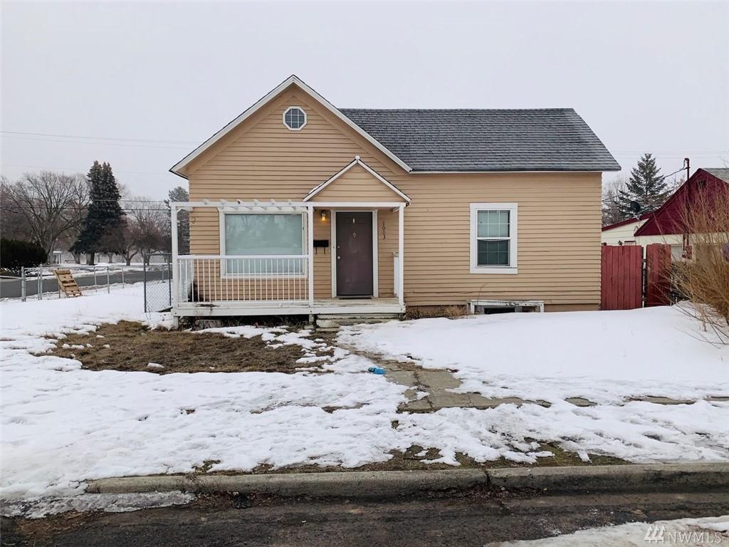 1003 Rose Ave - Photo 1
