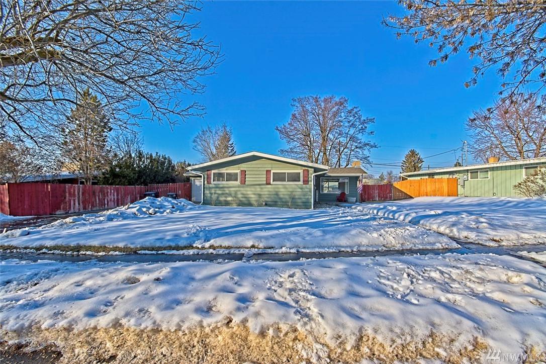 128 Inglewood Ave - Photo 1