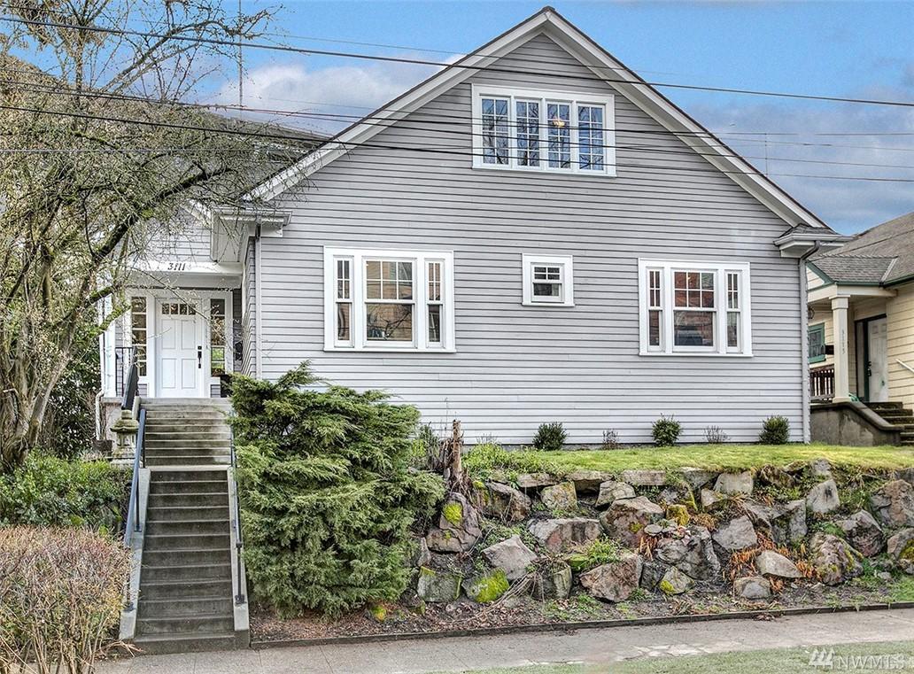 3111 Franklin Ave - Photo 1
