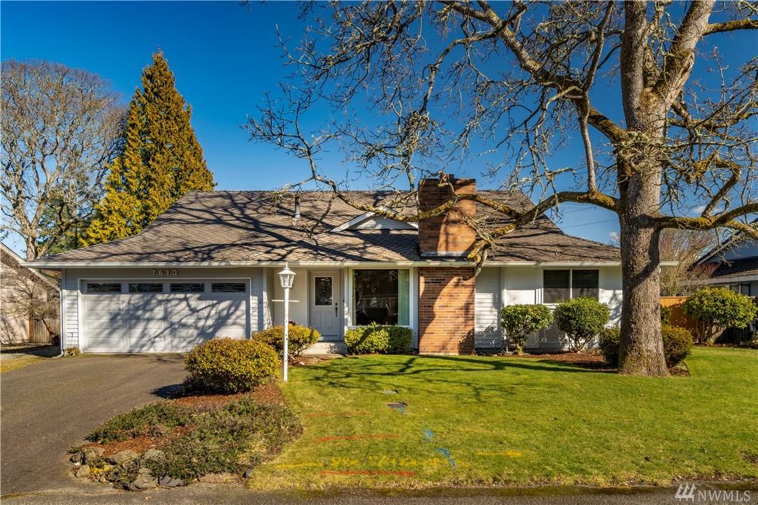 7613 90th Ave - Photo 1