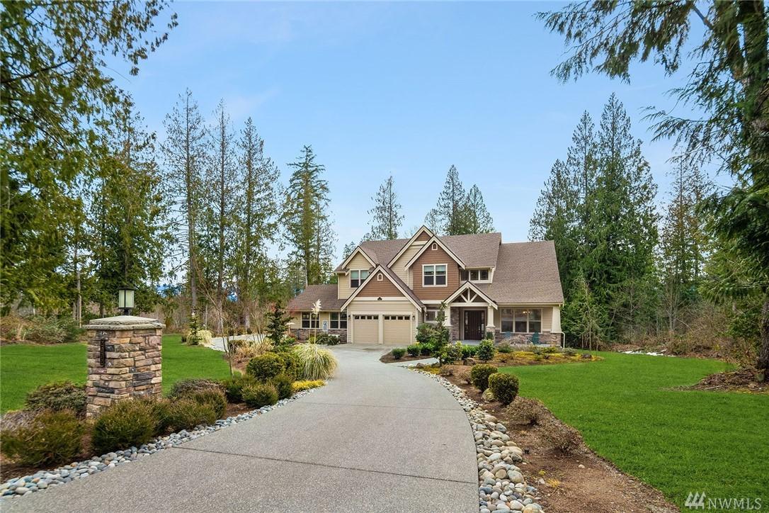 2072 298th Crescent - Photo 1