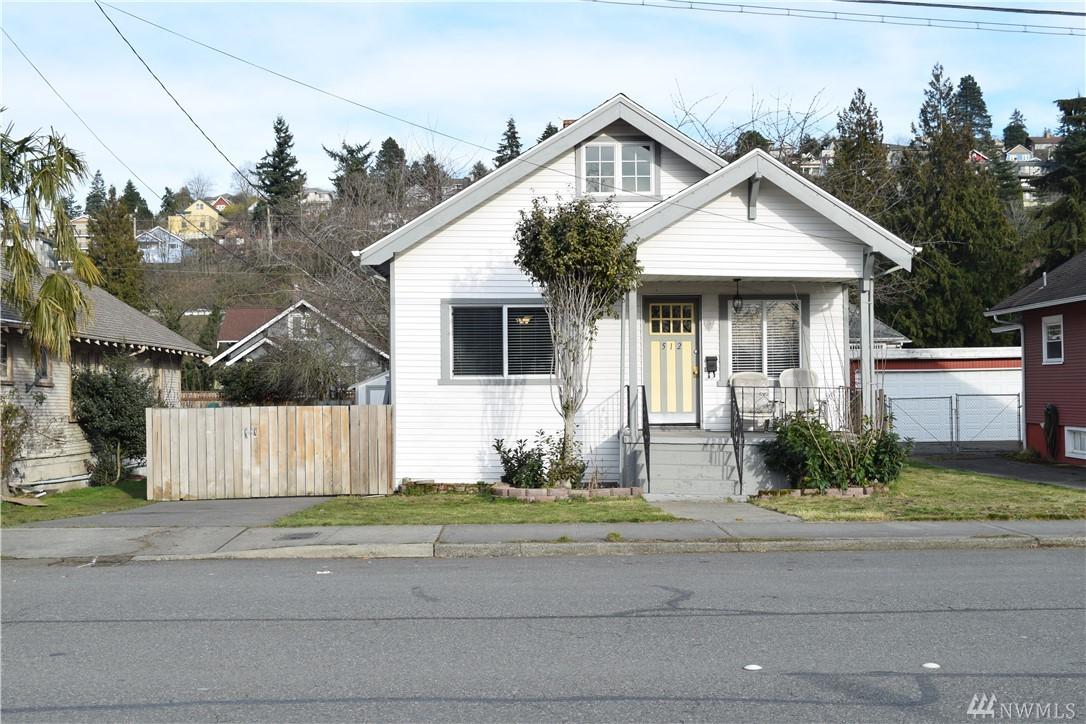 512 Williams Ave - Photo 1