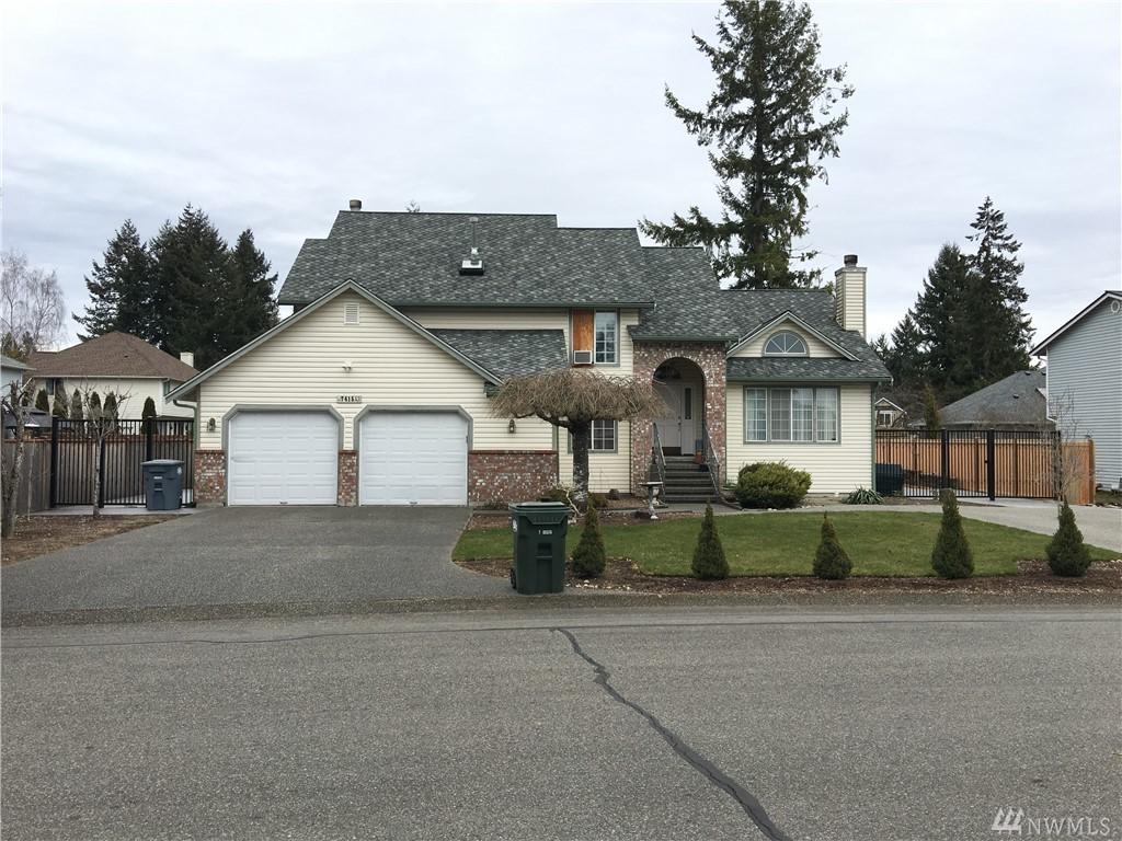 7415 93rd Av Ct - Photo 1