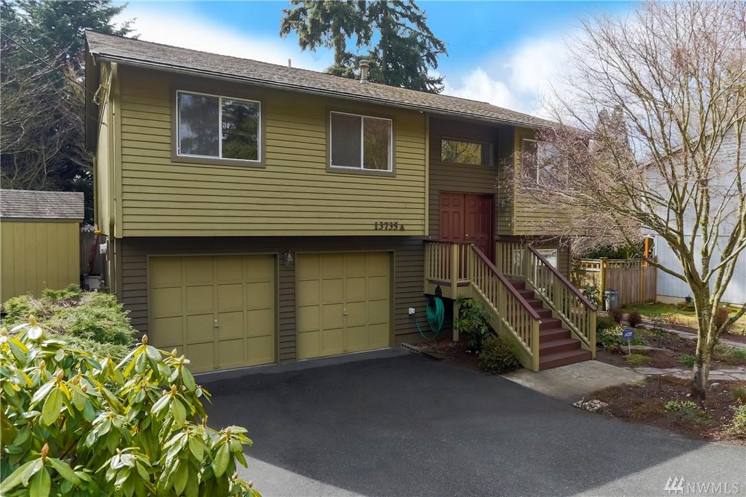 13735 Corliss Ave - Photo 1