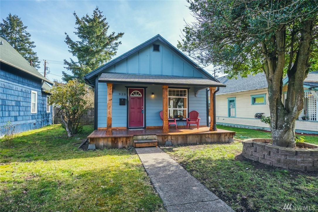 920 F St - Photo 1