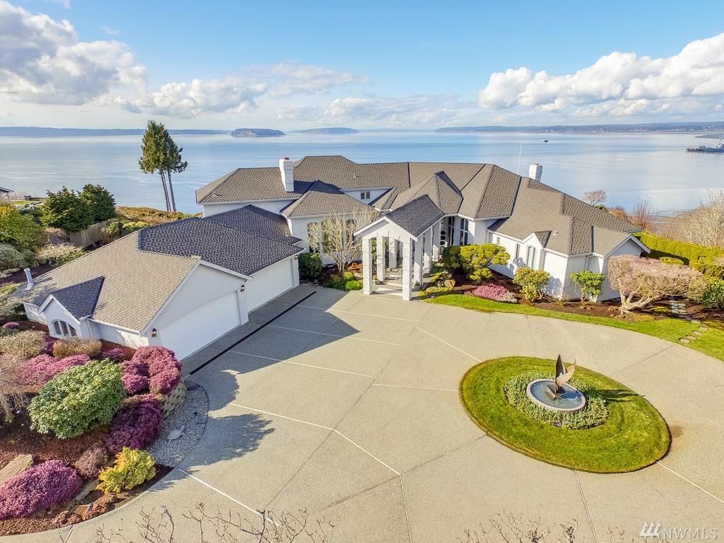 954 Park Dr - Photo 1