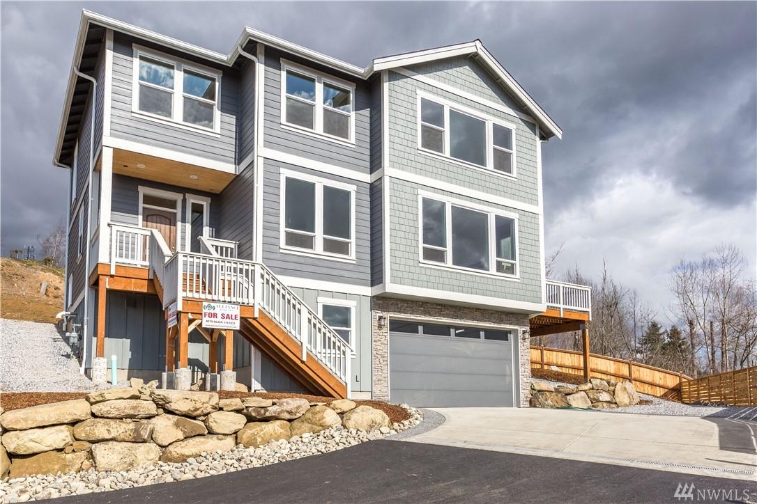 851 Blackstone Ct - Photo 1