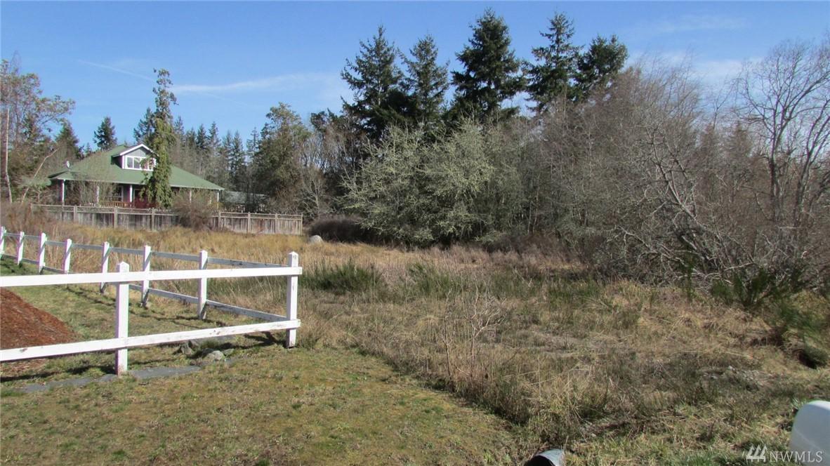 325 Myrtle St - Photo 1