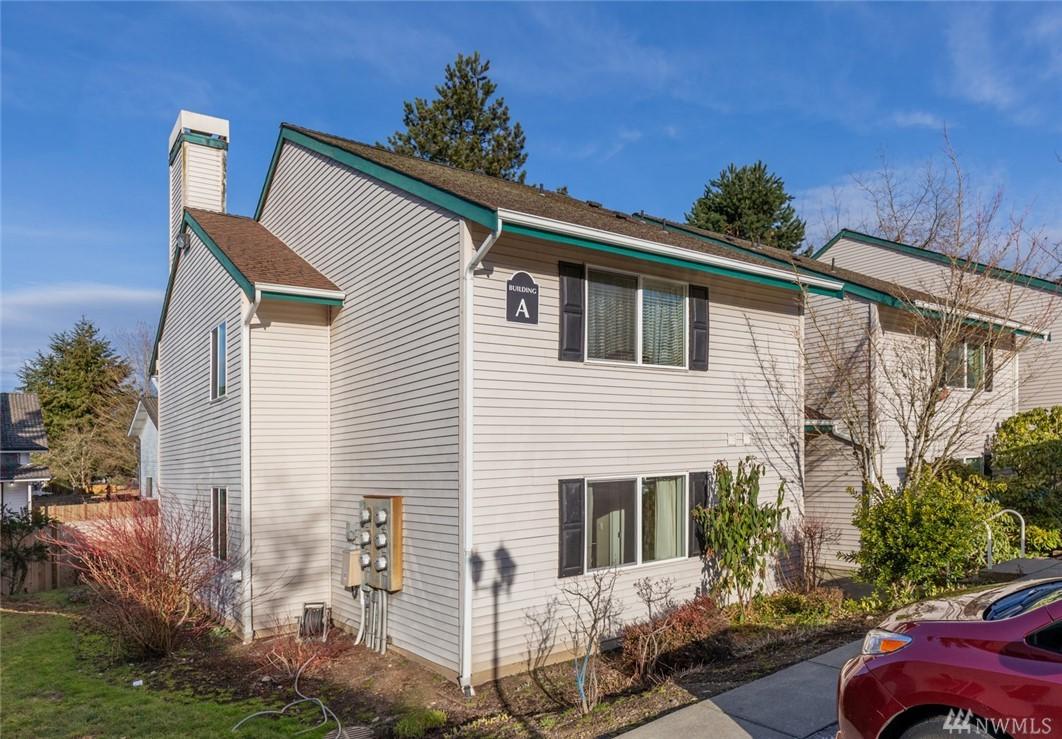4231 5th St - Photo 1